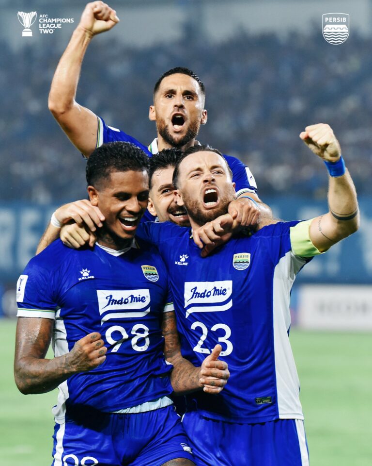 Persib vs Bangkok United