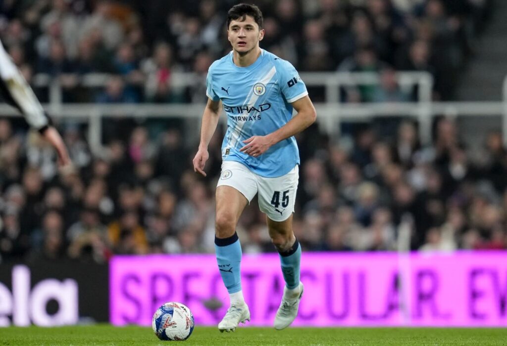 Kepindahan Khusanov ke Manchester City