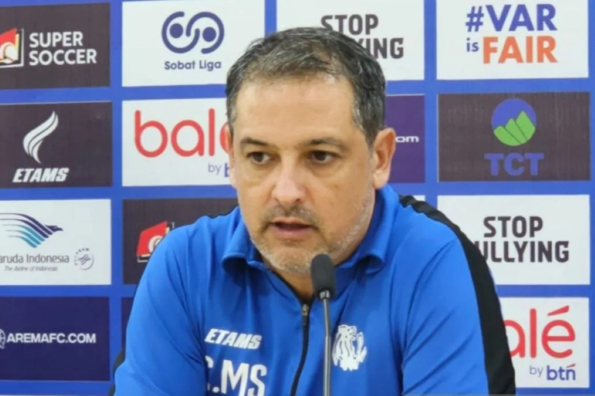 Pelatih Arema