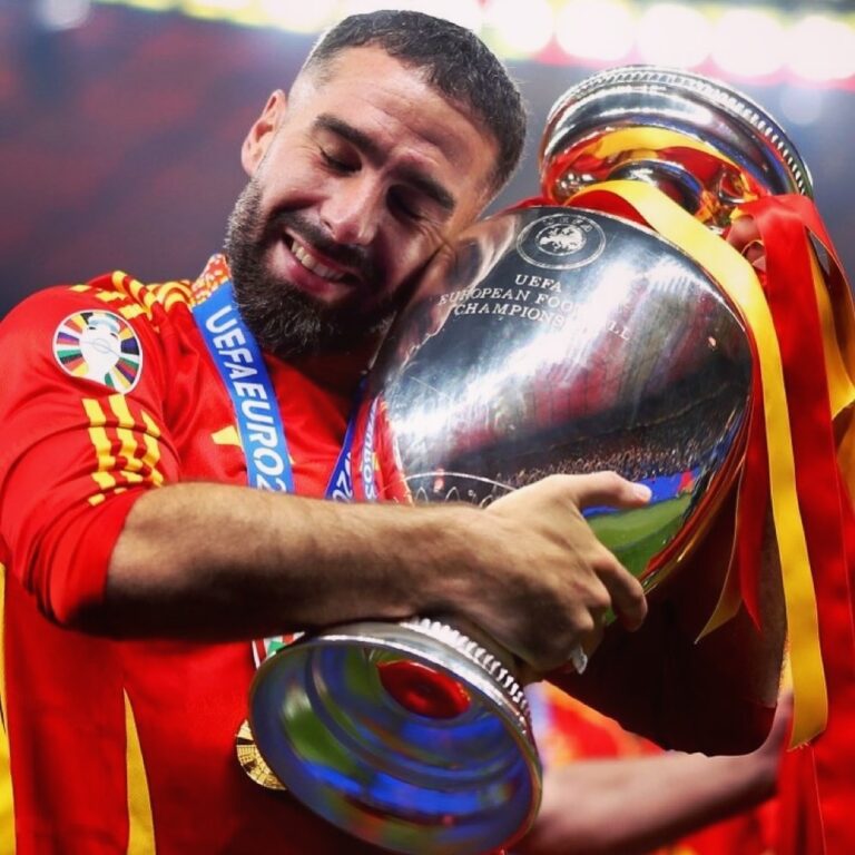 Profil Dani Carvajal