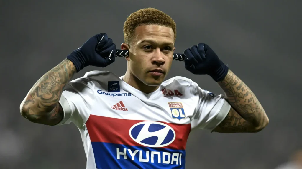 karier Memphis Depay