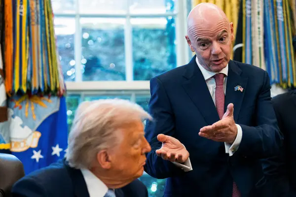 Donald Trump Gianni Infantino